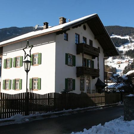 Zillertal Apartments Zell am Ziller Room photo
