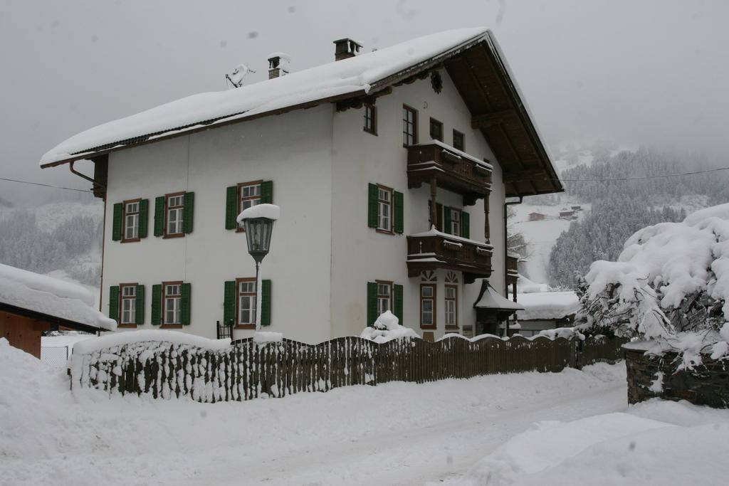 Zillertal Apartments Zell am Ziller Room photo